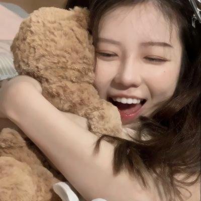 当四叶草碰上剑尖时粤语